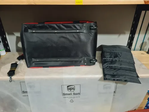 Sac équipement avec roulettes - MILWAUKEE M18 XL (avec/sans séparation) 