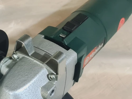 Lustreuse / Ponceuse d'angle METABO PE 7175 (2002-Germany)