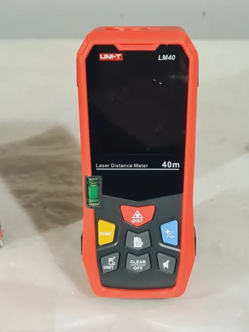 UNI-T LM - Télémètre laser intérieur / extérieur 40/60/80/100m (RoHS)