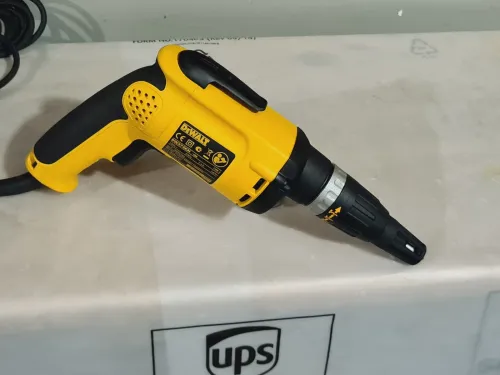 Visseuse Placo électrique débrayage silencieux 540W, 4000tr/min - DEWALT DW274KN (Czech)