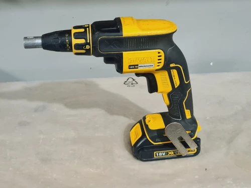 Visseuse plaquistes XR 18V DEWALT DCF620 (BL-2015) 