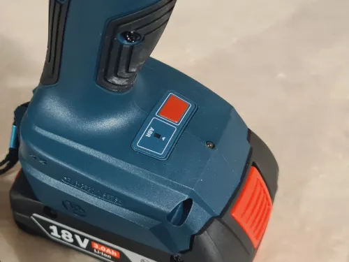 Boulonneuse 18V 1/2" 250Nm - BOSCH GDS 250-LI (2B3.0+ch+cof)