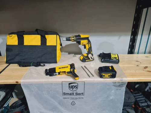 Visseuse Plaquistes avec chargeur Vis XR 18V DEWALT DCF620 + DCF6202 (BL-2019)