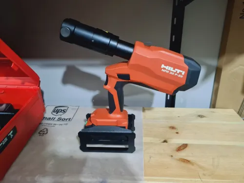 Sertisseuse HILTI nouvelle génération NURON NPR 32P-22 mâchoires TH26/TH32 (2023-Germany)