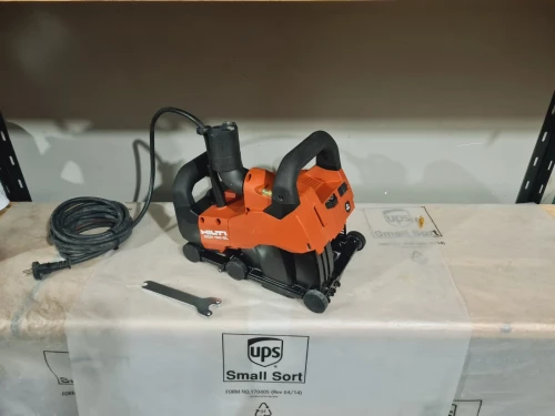 Rainureuse nouvelle génération 150mm 2400W - HILTI DCH 150-SL