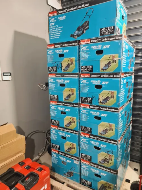 Tondeuse Sans Fil - MAKITA DLM432PT2 36V (18V+18V) 2 Batteries 5.0Ah + chargeur doublé (Romania)