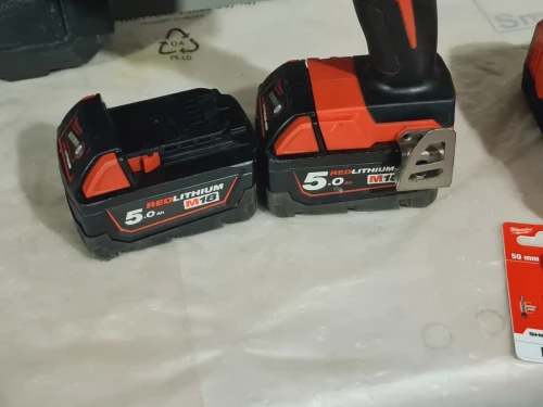 perceuse visseuse compact 18V 5.0Ah - MILWAUKEE M18 CBLDD (BL-2020)