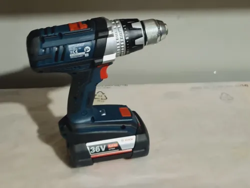  Visseuse perceuse 36V 4.0Ah - BOSCH GSR 36 VE-2-LI (neuf)