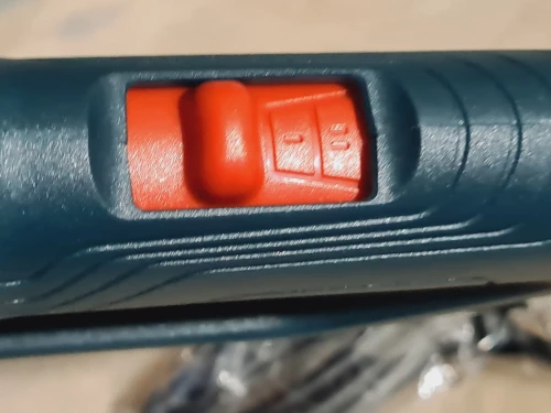 Pistolet d'air chaud 1800W 3 niveau 60/350/600C - BOSCH GHG 180 