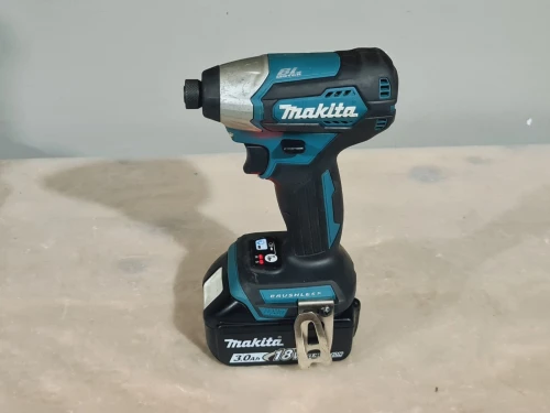 Visseuse à choc compact 2 mode 18V 3.0Ah - MAKITA DTD155 (BL-2020)
