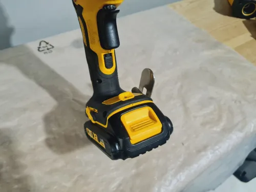 Visseuse Plaquistes avec chargeur Vis XR 18V DEWALT DCF620 + DCF6202 (BL-2019)