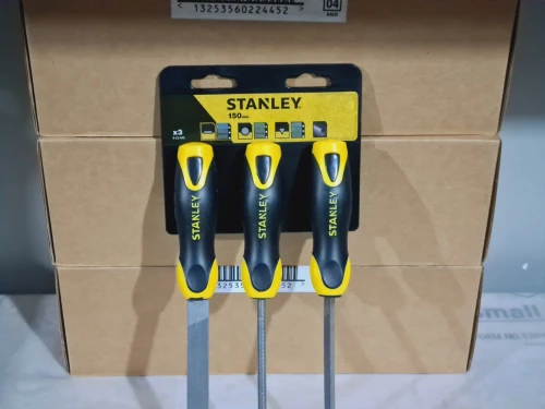 STANLEY 0-22-445 - Jeu de 3 Limes batards 150mm tringle, ronde, plate