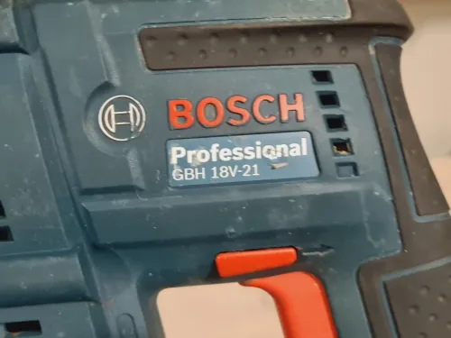 Kit BOSCH 18V 5.0AH perforateur GBH 18V-21 + perceuse GSR 18V-55 (BL-2022) 