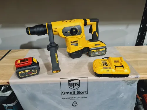 Perforateur sans fil 54V SDS-Max 6.1J 44mm XR FLEXVOLT DEWALT DCH481 (BL-2021)
