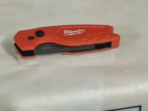 Cutter pliable original - MILWAUKEE Fastback (lame trapezoidal standard)