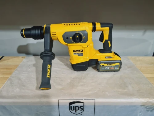 Perforateur sans fil 54V SDS-Max 6.1J 44mm XR FLEXVOLT DEWALT DCH481 (BL-2021)