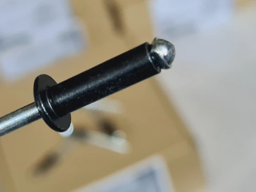 WÜRTH - Rivet aveugle noir tête plate 4.8 x 16.3mm (Europe)