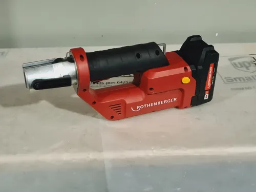 Sertisseuse hydrolique 18V 21Kn ROTHENBERGER ROMAX compact twin turbo machoire TH16 (Germany)