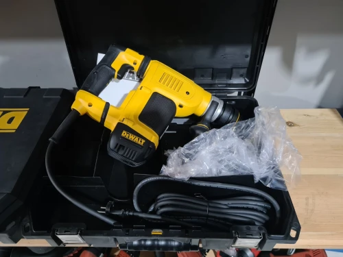 Burineur SDS-Plus 1000W DEWALT D25430 (Czech Republic)