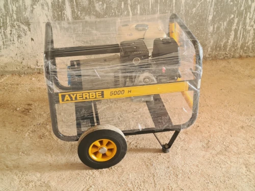 Groupe electrogène ess 5KVA 220V moteur HONDA GX270 - AYERBE 5000H (Italy-Japan)