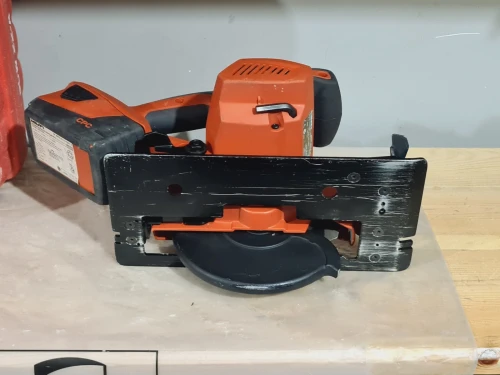 Scie circulaire sans fil 22V 3.3Ah 165mm HILTI SCW 22-A 