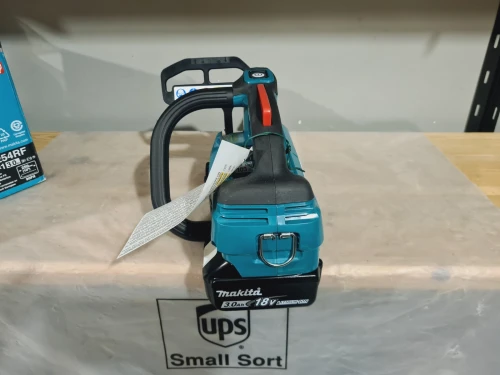 Scie à chaîne / tronçonneuse à batterie 18V MAKITA DUC254RF 25 cm (BL-2023-Romania)