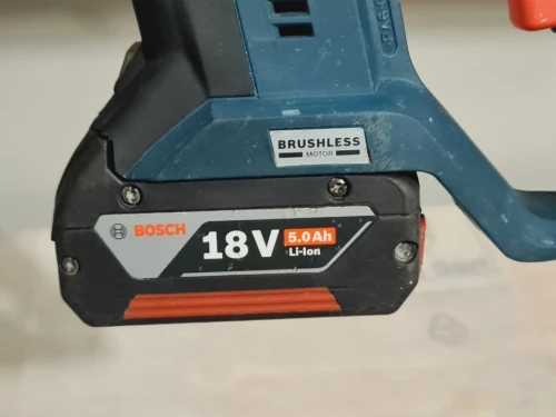 Kit BOSCH 18V 5.0AH perforateur GBH 18V-21 + perceuse GSR 18V-55 (BL-2022) 