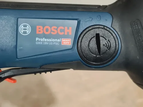 Meuleuse sans fil 125mm 18V 4.0Ah - BOSCH X-LOCK GWX 18V-10 SC neuf (BL-Germany)