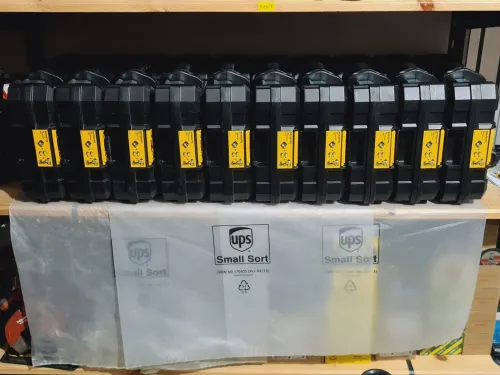 Visseuse à choc 3 mode 18V/2x5.0Ah - DEWALT DCF887 (BL-2025-Czech)