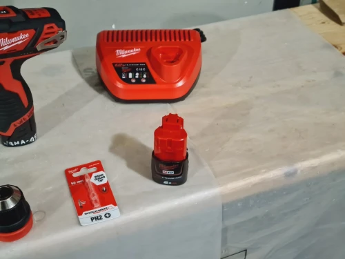 visseuse perceuse compact à mandrin amovible 12V 2.0Ah - MILWAUKEE M12 BDDX