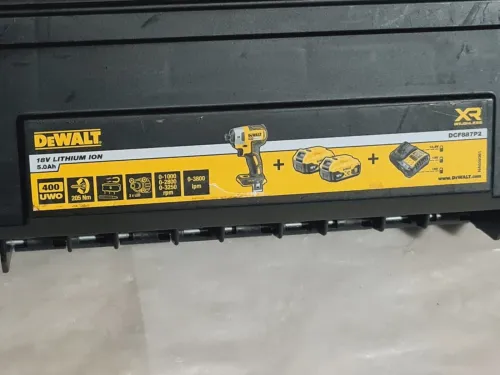 Visseuse à choc 3 mode 18V/2x5.0Ah - DEWALT DCF887 (BL-2025-Czech)
