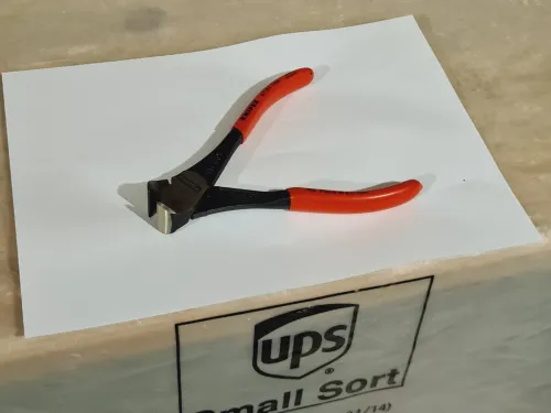 Pince coupante de devant à forte démultiplication KNIPEX 160mm - Gainage PVC - 64 HRC (Germany)