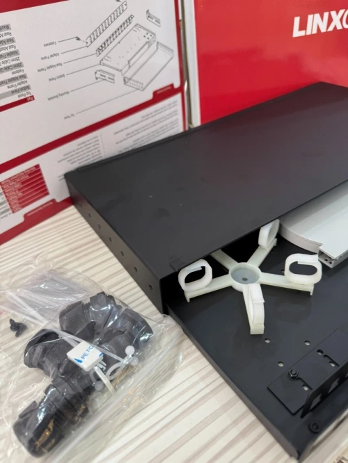 Tiroir Optique Coulissant 24 Ports SC/FC SX avec Cassette Vide 