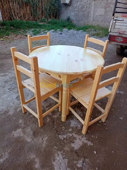 chaise en bois
