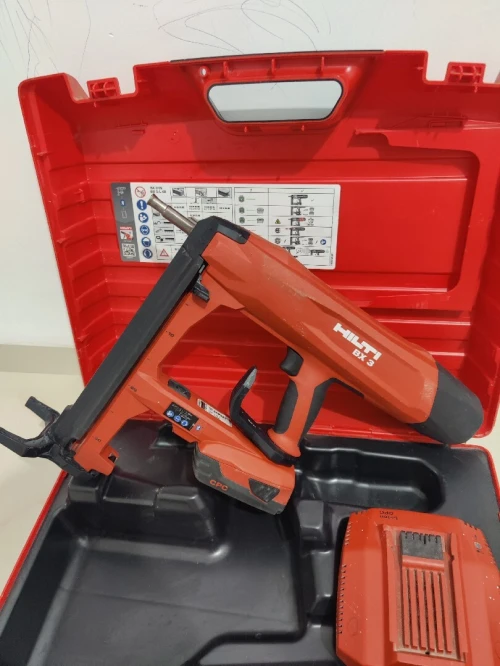 Cloueur HILTI BX3 A22