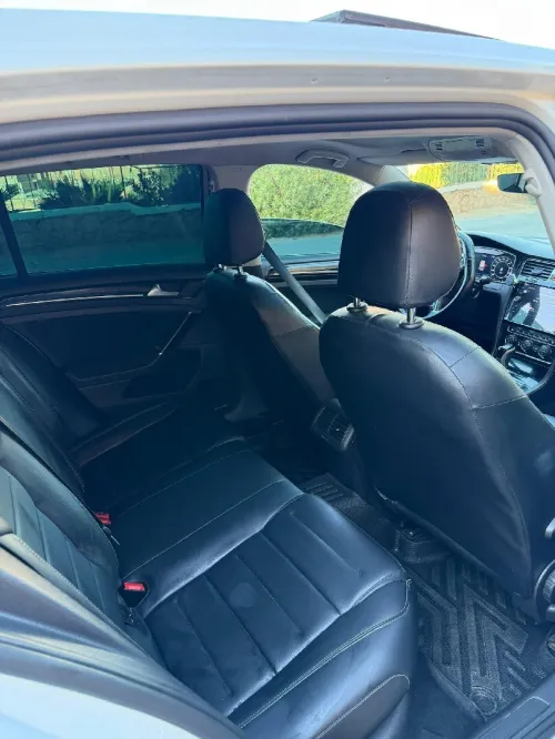 Volkswagen Golf 7 2018 Carat