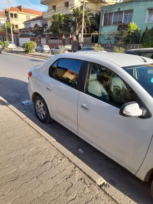 Renault Symbol 2015 Privilege 14