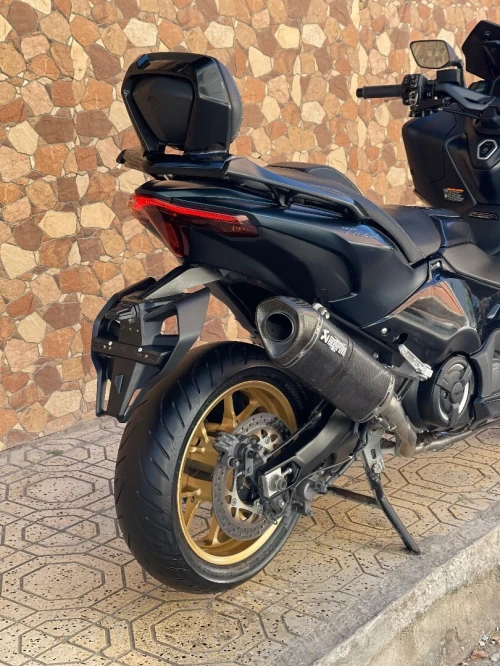 Yamaha Tmax 562 2022
