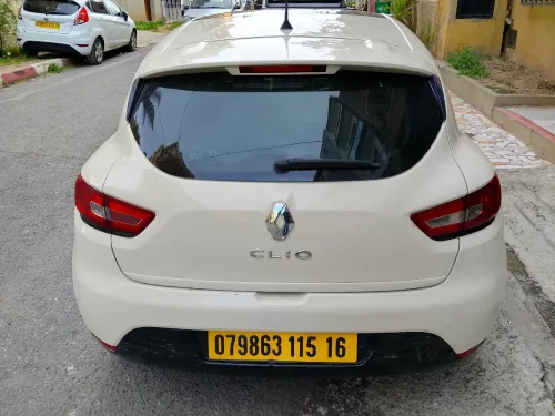 Renault Clio 4 2015 Ivory