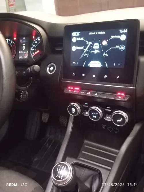 Renault Clio 5 2021 Bisnis almond