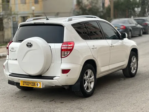 Toyota RAV4 2012 