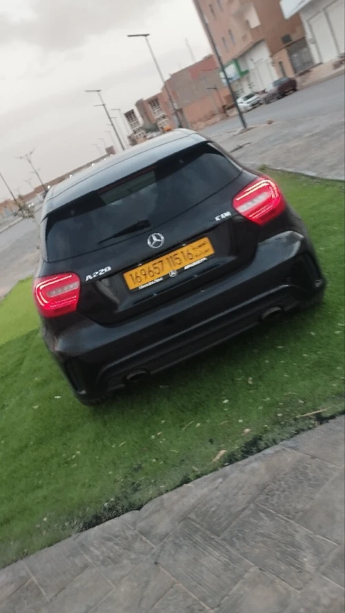 Mercedes Classe A 2015 180  Exclusif +