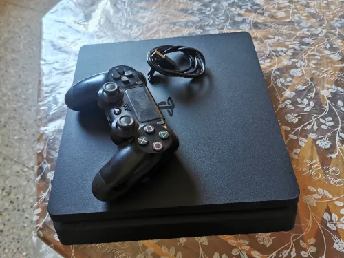 PS4 SLIM FLASHÉ plus manette d'origine