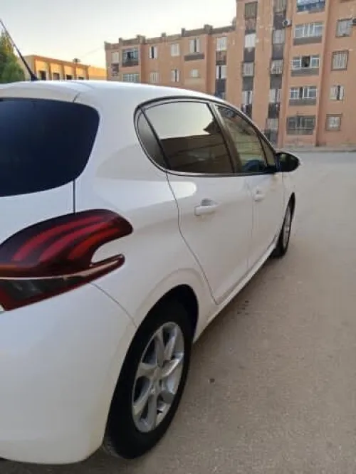 Peugeot 208 2016 Allure