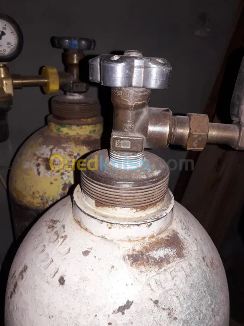 قارورات غاز3انواع co2-oxogen-argon
