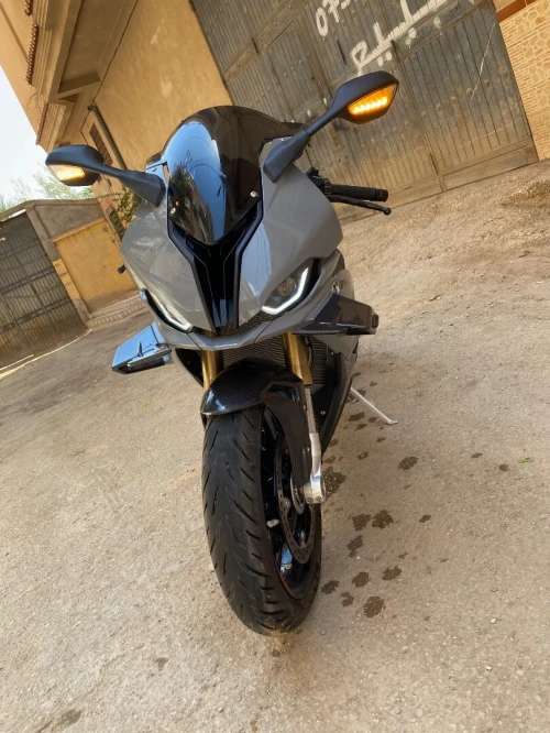 BMW M1000rr 2024