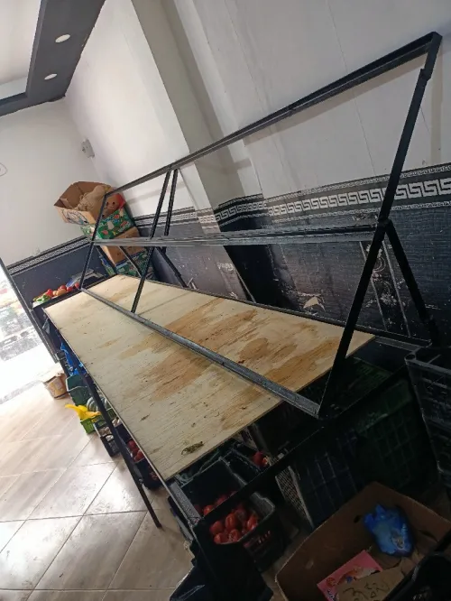 Matériel présentoirs à légumes et fruits 