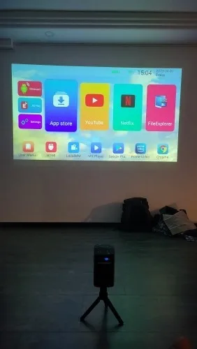 Vidéoprojecteur Portable Android 4K P70