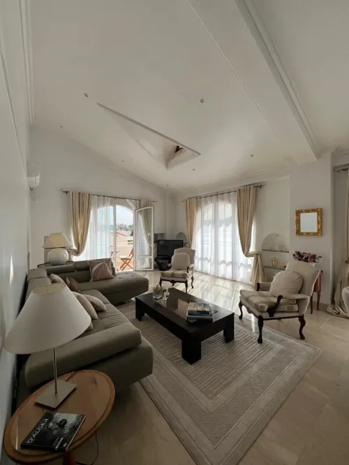 Location Appartement F4 Alger Hydra