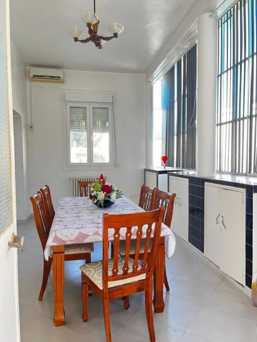 Location Appartement Niveau de villa F3 Alger Hydra